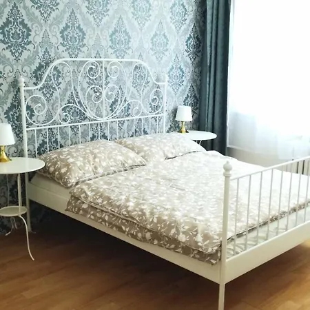Apartment Downtown Ivi *